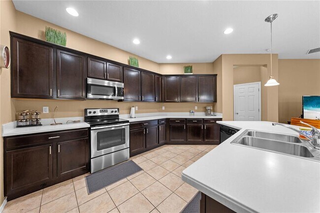 Building Photo - 4704 Ruby Red Ln