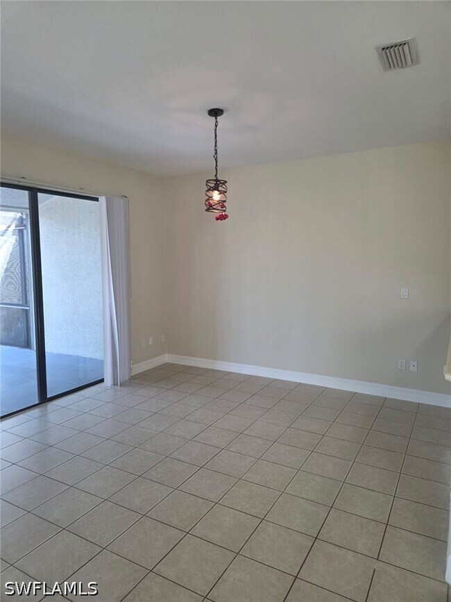 Building Photo - 15122 Summit Pl Cir