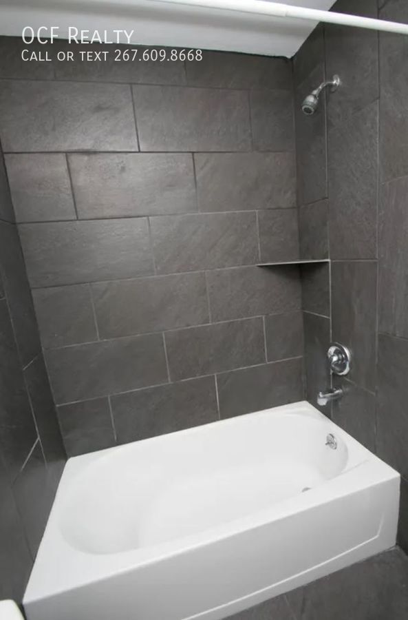 Building Photo - 1527 South St