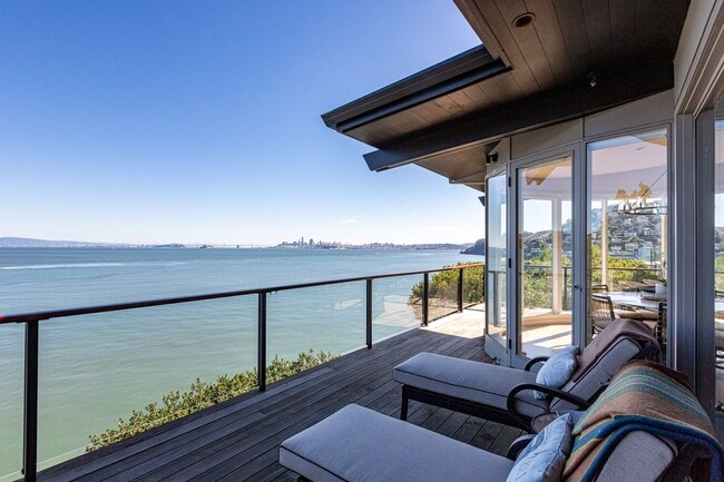 Building Photo - Luxurious Sausalito Breathtaking View Masterpiece! 4BR/3.5BA Home + 1BR/1BA Guest House! Parking!...