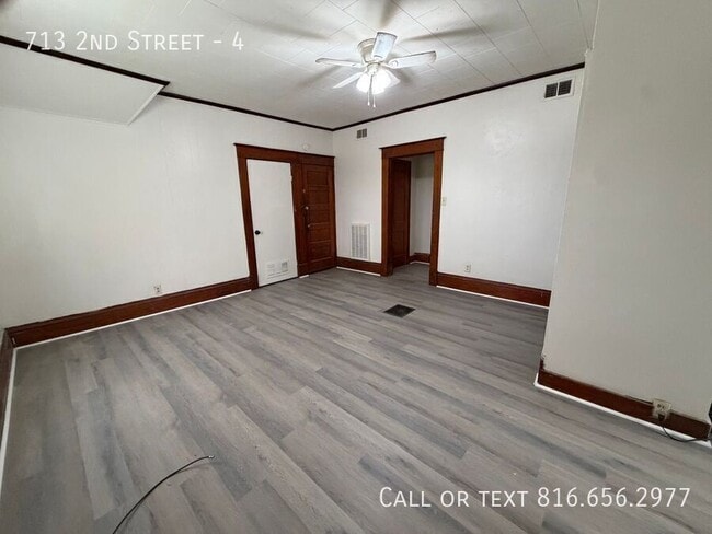 Building Photo - 713 2nd St