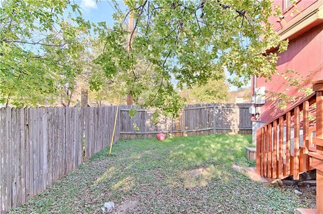 Building Photo - 6708 Windrift Way