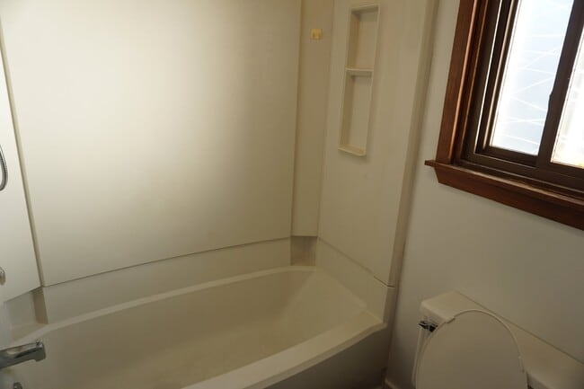 Building Photo - 2BR/2BA Townhome in Caneel Cove, Midtown W...