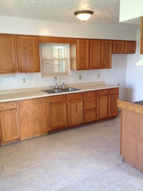 Building Photo - 2713 Jill Dr
