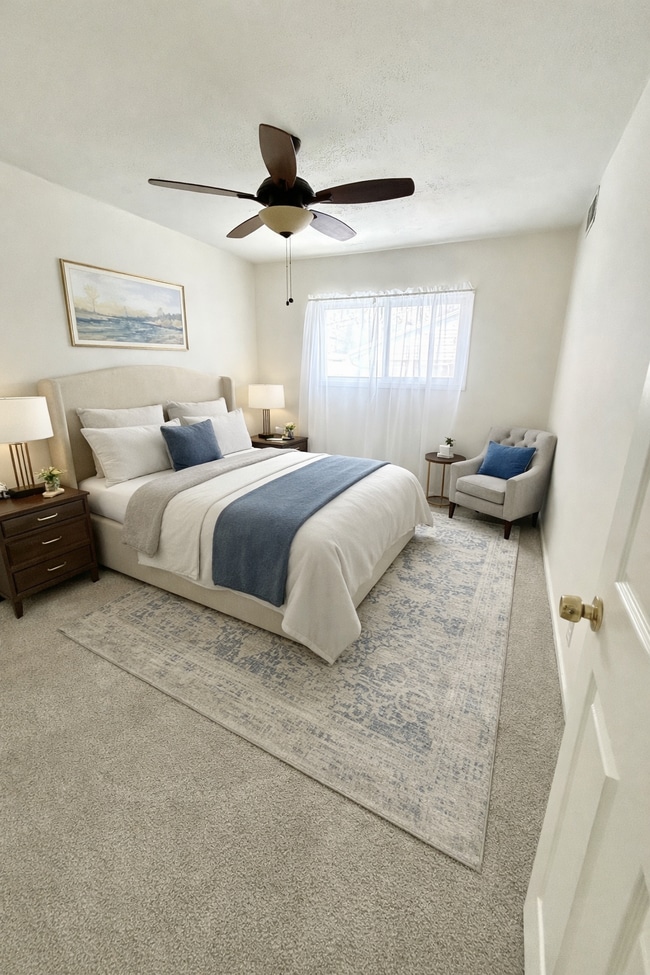 Building Photo - 18288 Deering St