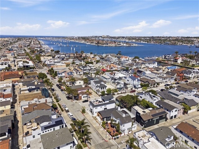 Building Photo - 305 Montero Ave