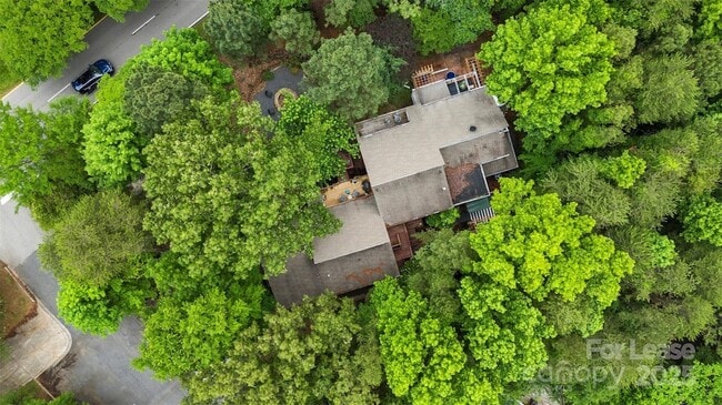 Building Photo - 25033 Molokai Dr