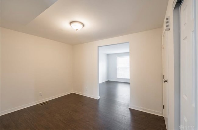 Building Photo - 1408 Long Island Ct