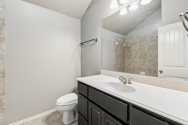 Building Photo - 4925 NW 164th Terrace