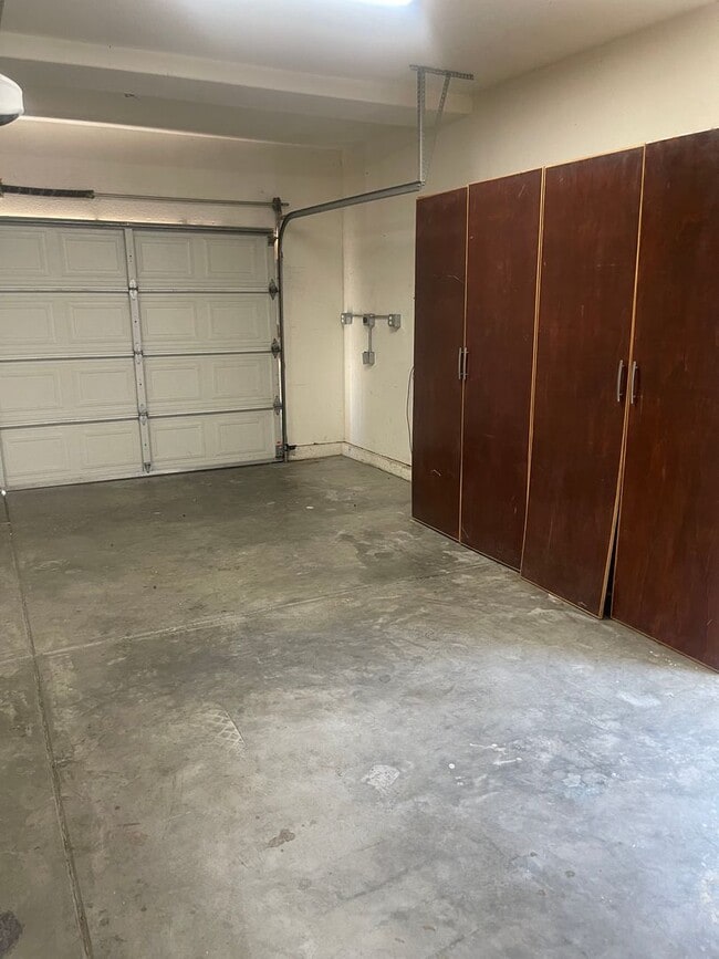 Building Photo - Coming Soon!