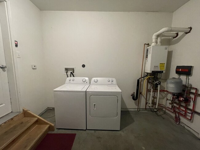 Building Photo - 3830 S Lance B Cir