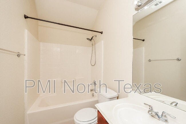 Building Photo - 601 Rising Creek Drive