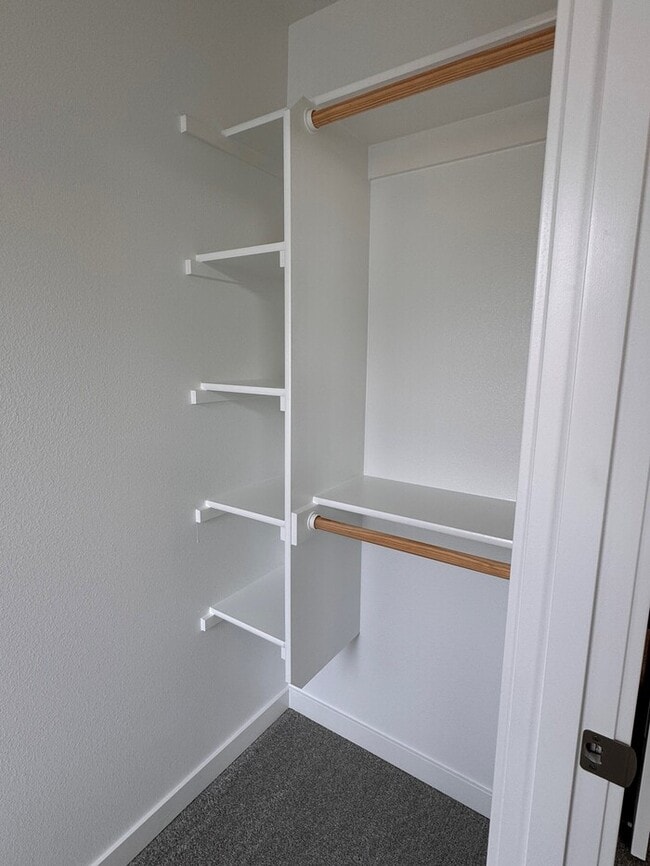 Building Photo - Gorgeous New Construction Home w/LVP Flooring, SS Appliances, W/D, Fireplace & MORE!