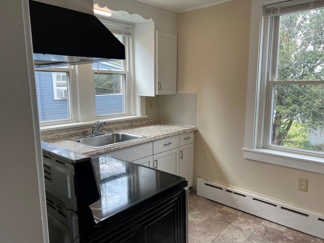 Building Photo - Beautiful 3 Bedroom Home in Millersville!