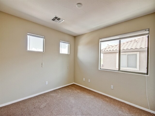 Building Photo - 2982 S 256th Dr