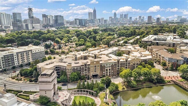 Building Photo - 390 17th St