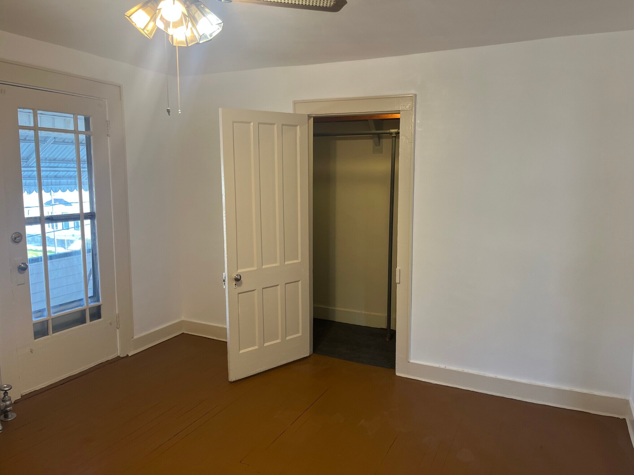 Building Photo - 508 New St