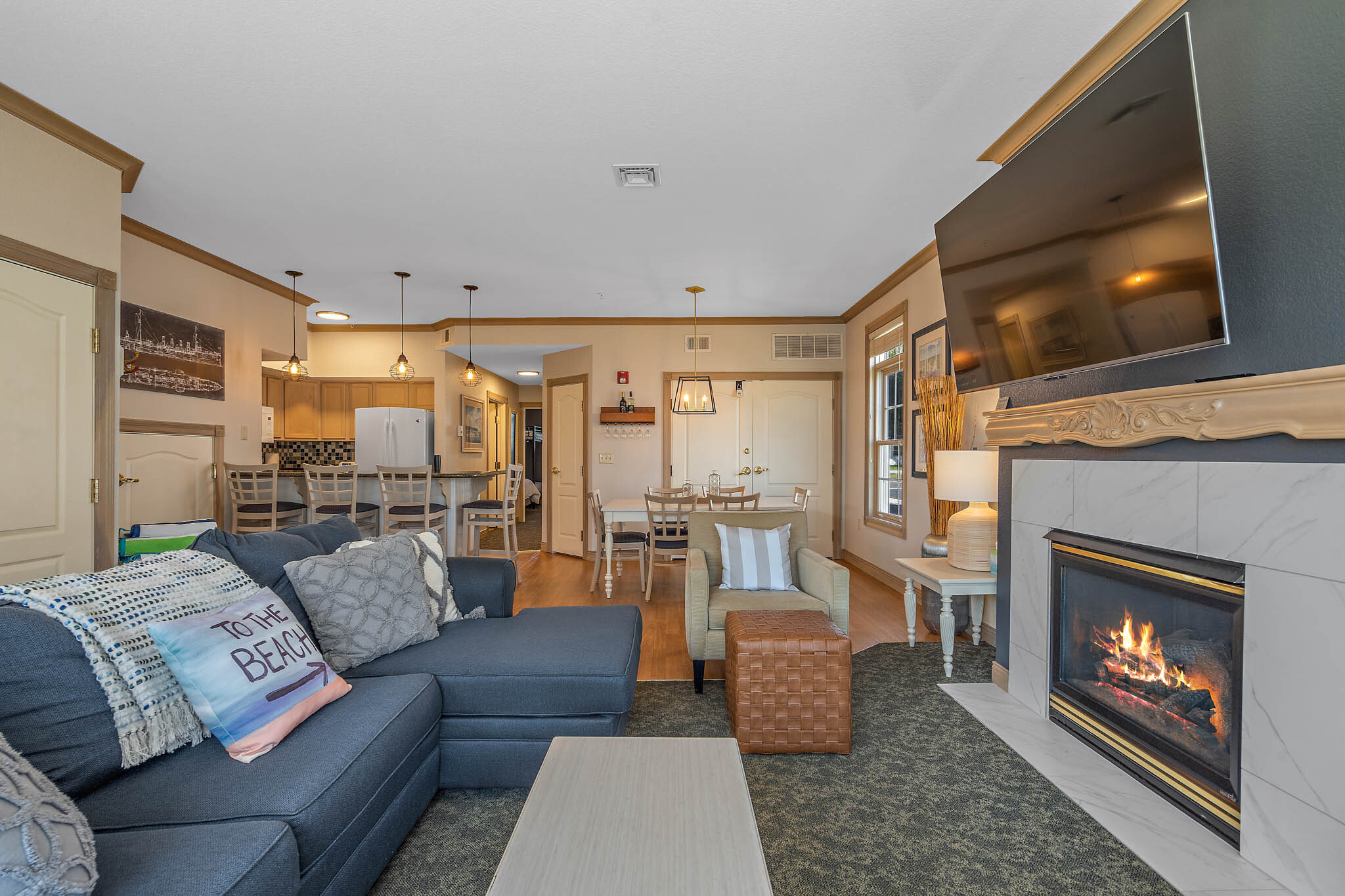 Building Photo - 435 Beachfront Dr