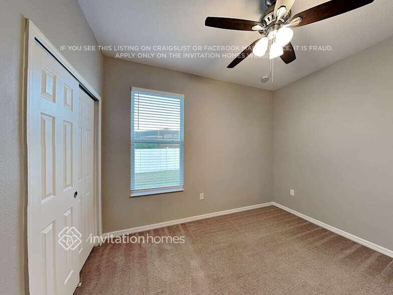 Building Photo - 1931 Stillwood Wy