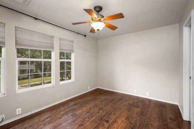 Building Photo - 29706 Parliament Hills Dr