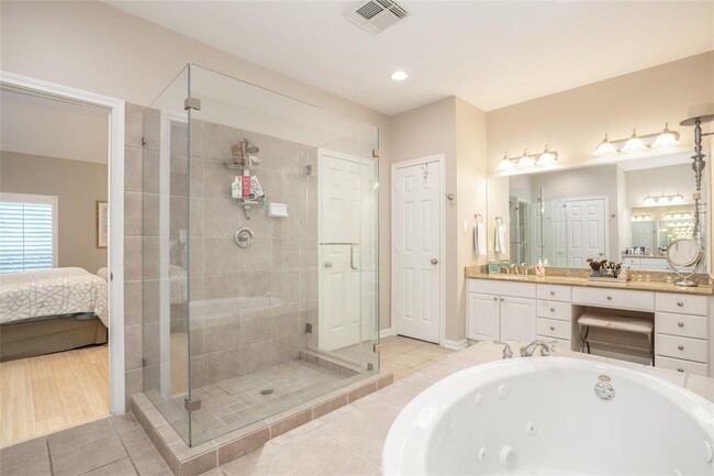 Building Photo - 5325 McCulloch Cir