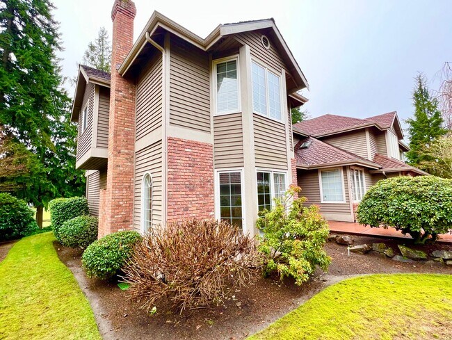 Building Photo - Golf Course Home in Mill Creek!