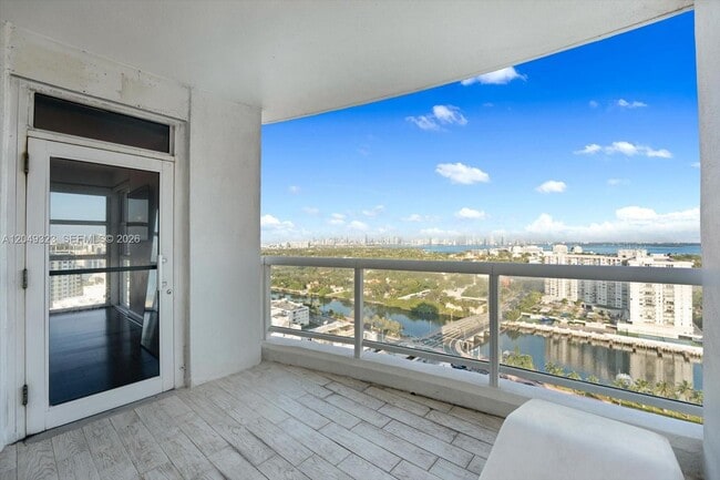 Building Photo - 4201 Collins Ave