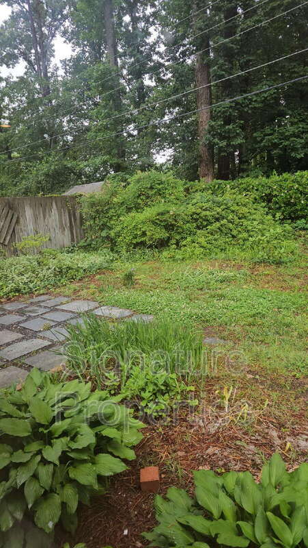 Building Photo - 8402 Kalb Rd