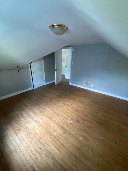 Building Photo - 720 3rd St N