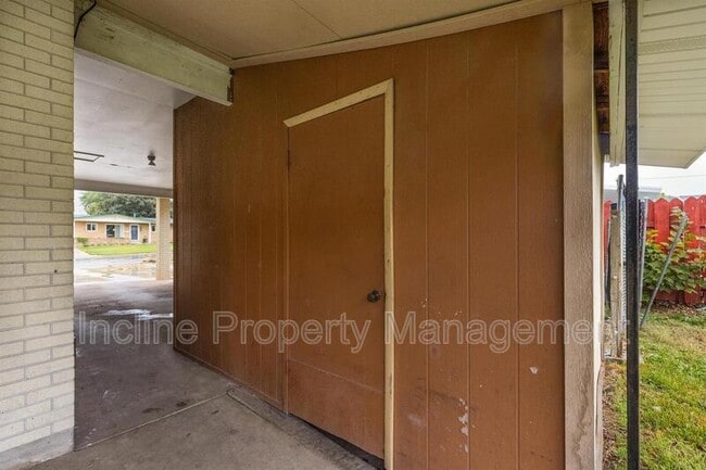 Building Photo - 549 N 600 E