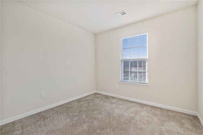 Building Photo - 1966 Georgetown Dr