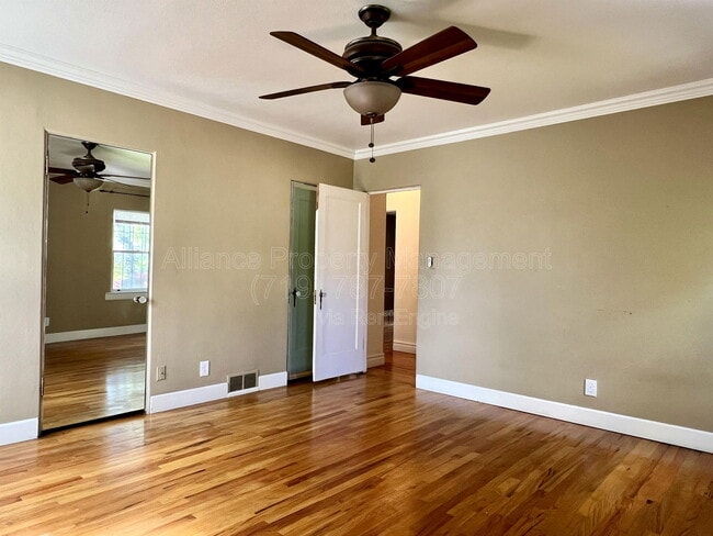 Building Photo - 401 Cheyenne Blvd