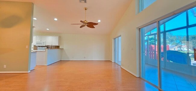 Building Photo - 7299 Lugano Dr