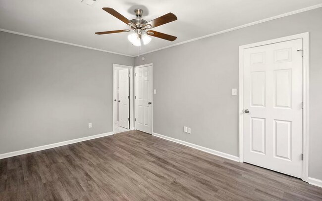 Building Photo - 426 Longleaf Dr
