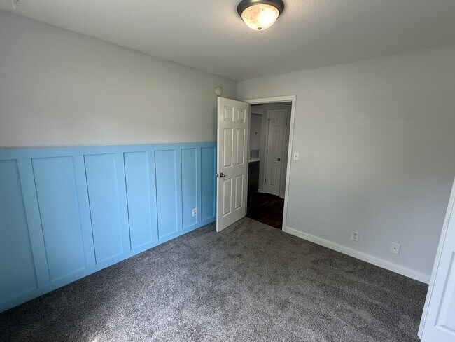 Building Photo - 3685 S Jot Dr