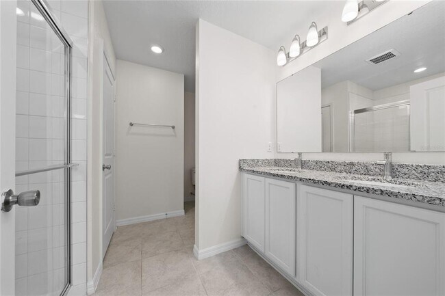 Building Photo - 9061 Oscraft Dr