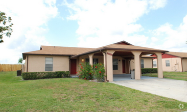 Building Photo - 2/2 Duplex for Rent in East Orlando $1300