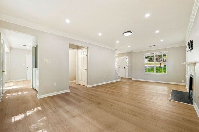 Building Photo - 11280 Abbotts Station Dr