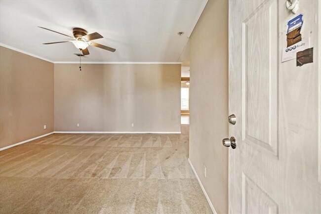 Building Photo - 10126 Summerberry Ln