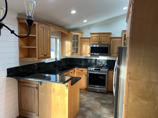 Building Photo - 3700 Merlin Dr