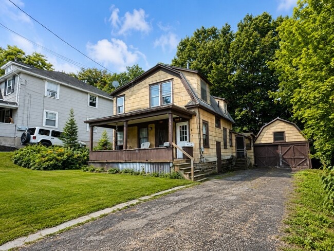 Building Photo - 306 Dehart Ave