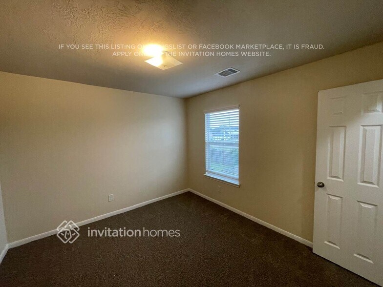 Building Photo - 5943 Brenwood Trails Ln