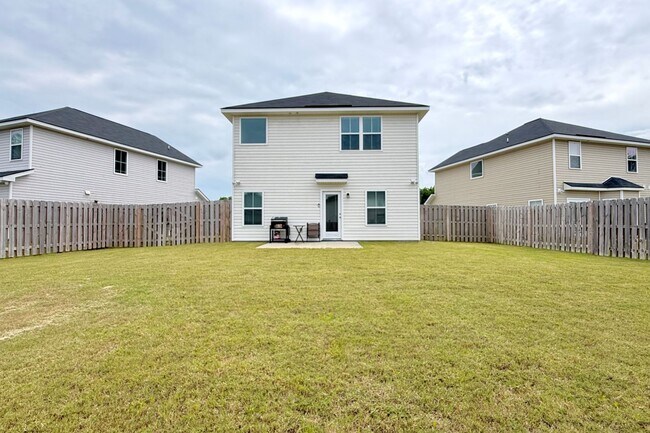 Building Photo - COMING JUNE 2026! (Small Pet Only)