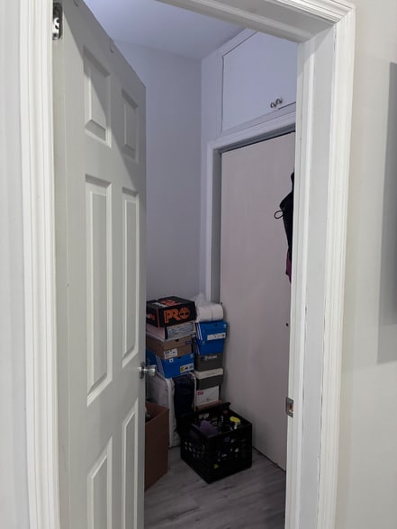 Building Photo - 49 Dukes St