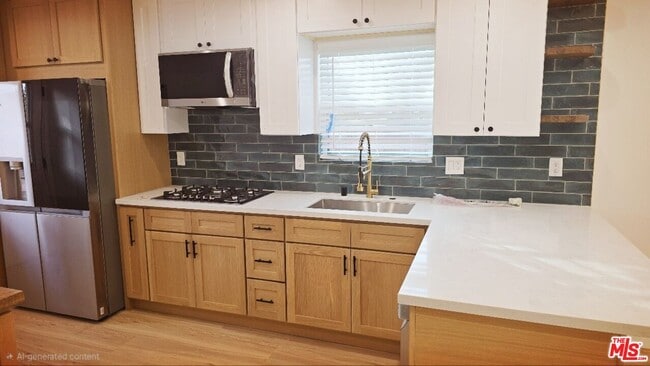 Building Photo - 1648 W 224th St