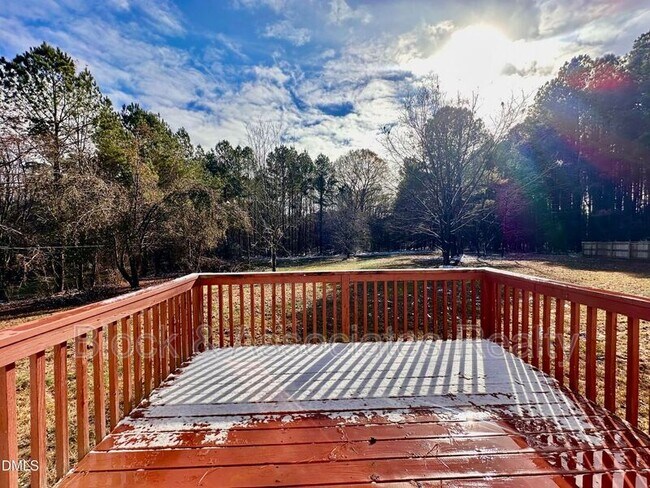 Building Photo - 420 Tippett Rd