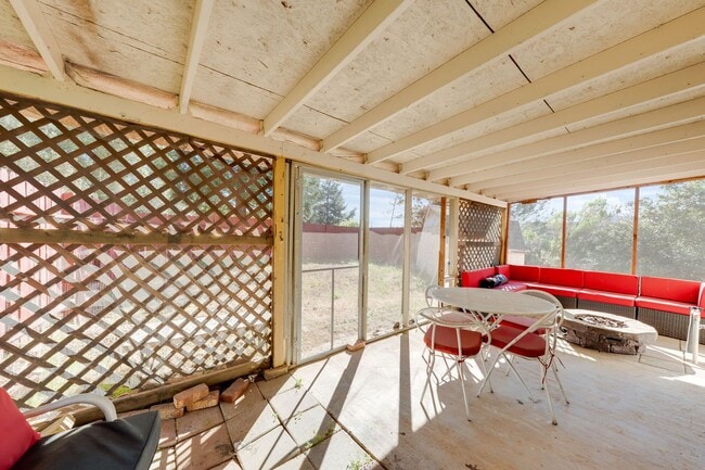 Building Photo - Charming 4 Bedroom Home on Beautiful 10-Acre Property!