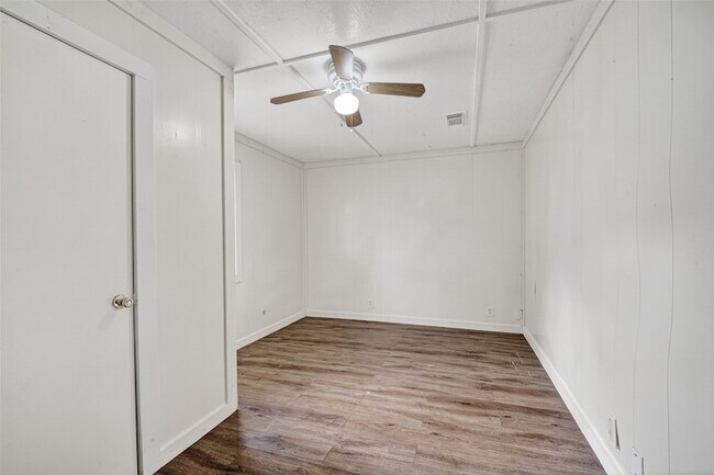 Building Photo - 12731 Wanda Way