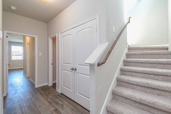 Building Photo - 23610 Goodfellow Dr