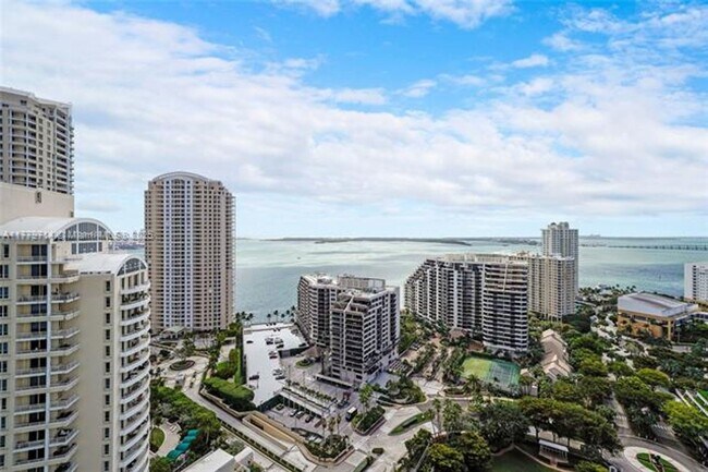 Building Photo - 900 Brickell Key Blvd